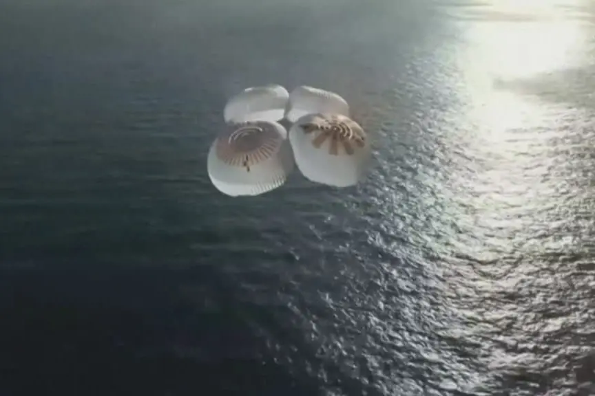 Spazio, l'equipaggio della missione Crew-12 rientrato sulla Terra