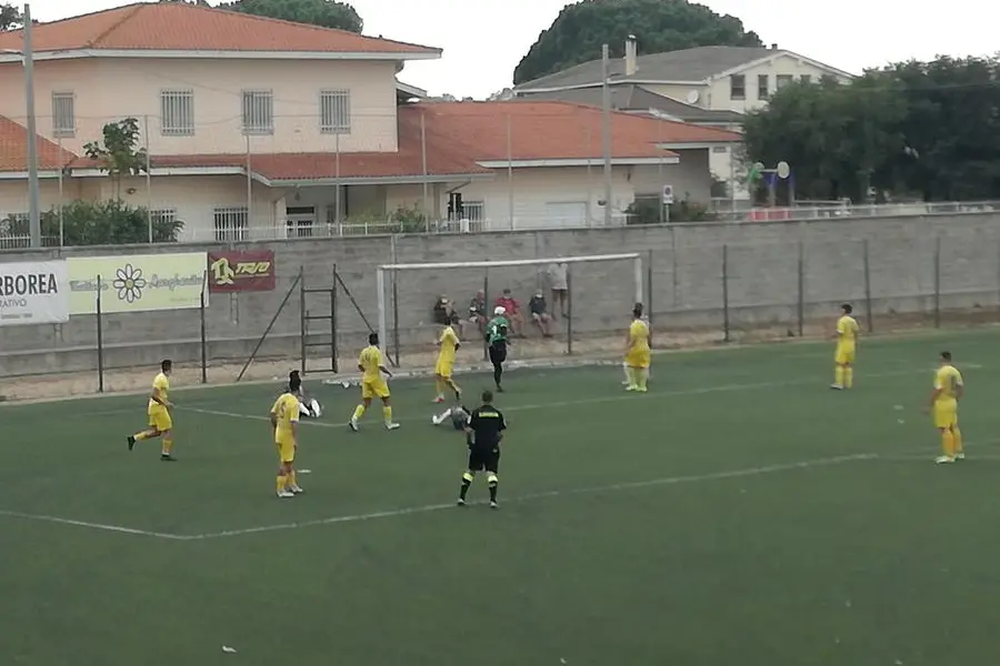 Un'azione d'attacco del Bonorva contro l'Arborea (foto Pala)