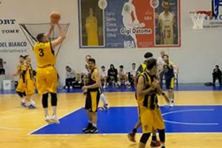 Andrea Cordedda della Santa Croce al tiro