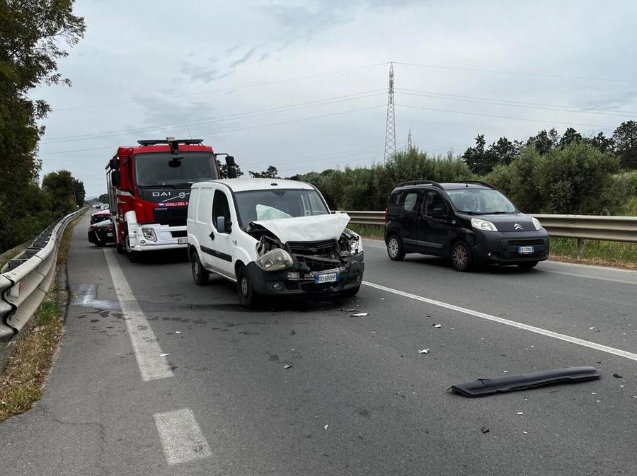 Scontro sulla 387, 3 feriti in ospedale