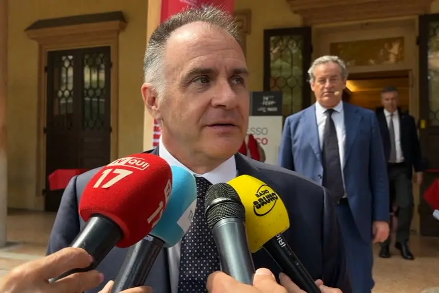 Ferrari, Orsini: fiducia su elettrico, ma io scelgo il motore
