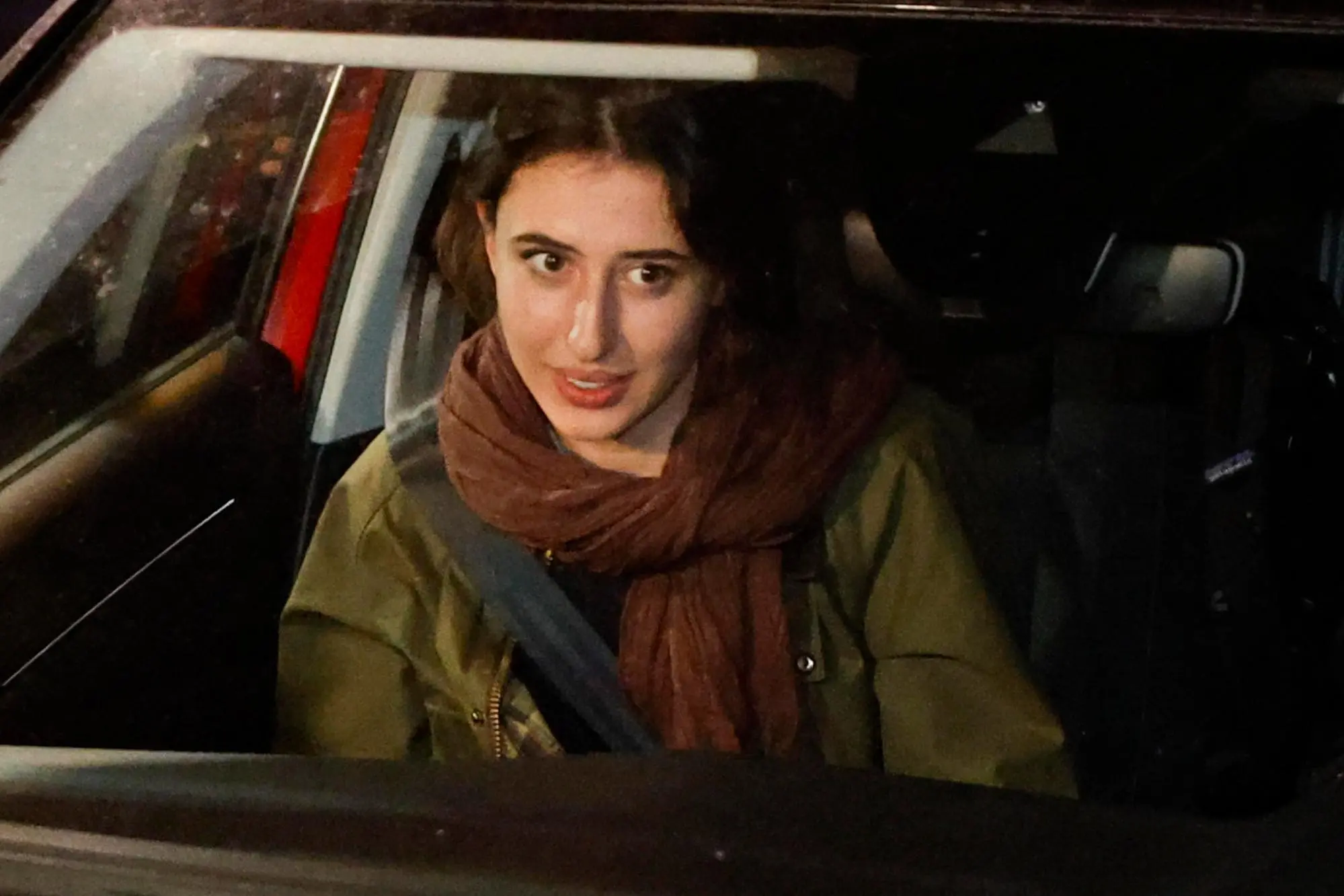 Cecilia Sala as she returns to her home in Rome, Italy, 08 January 2025. Italian journalist Cecilia Sala arrived in Italy on 08 January after being released from an Iranian jail. Sala, who works for the newspaper Il Foglio and the podcast company Chora Media, was arrested on 19 December 2024 while reporting in Tehran, Iran. ANSA/FABIO FRUSTACI