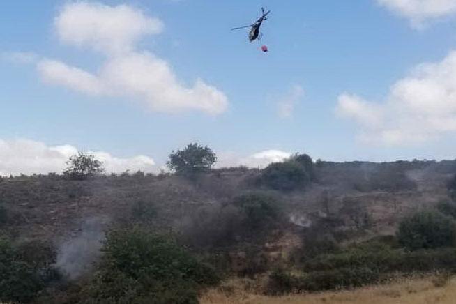L'intervento dell'elicottero (Foto Corpo Forestale)