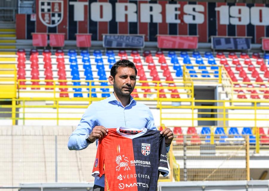 La Torres affronta il Latte Dolce in amichevole: ingresso gratuito per il derby