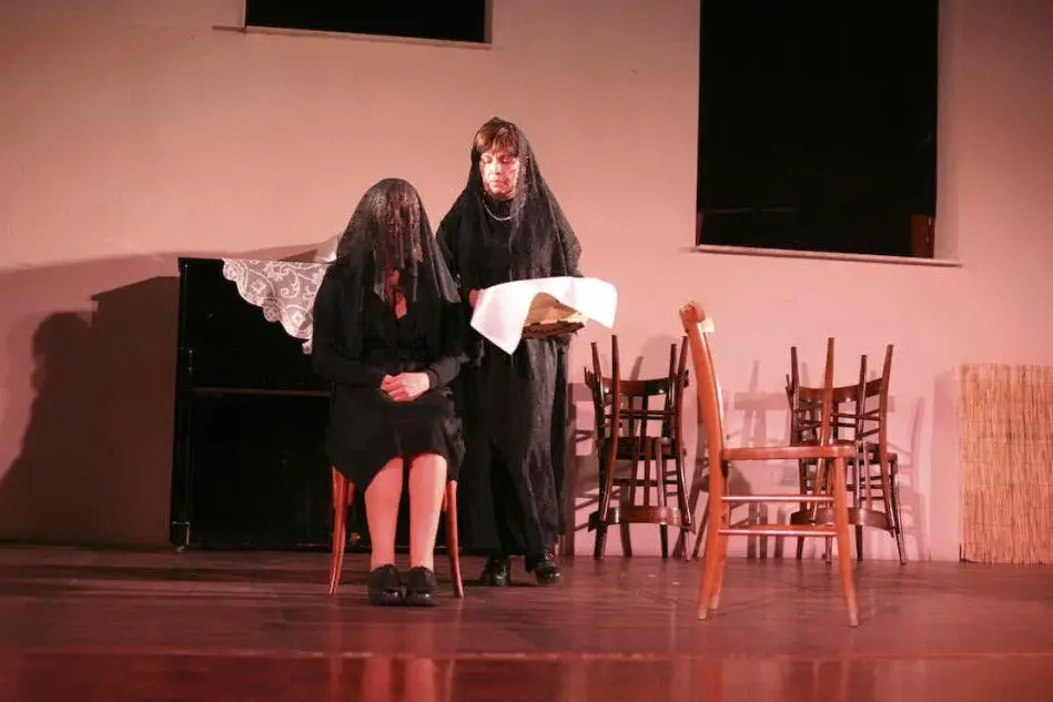 Una scena di "Feminos"