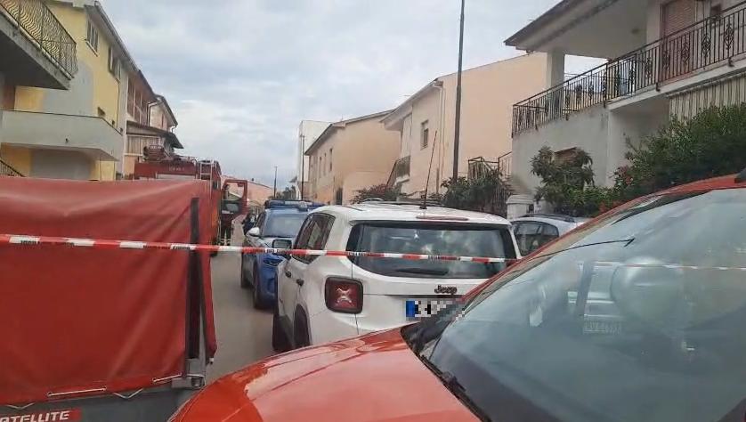 Olbia, si barrica in casa e minaccia un gesto estremo: salvato e affidato al 118