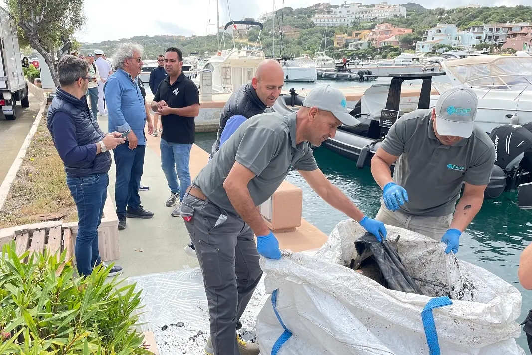 AgendaBLU 2024 Comune di Arzachena-Smeralda Holding Blue day (Foto concessa)