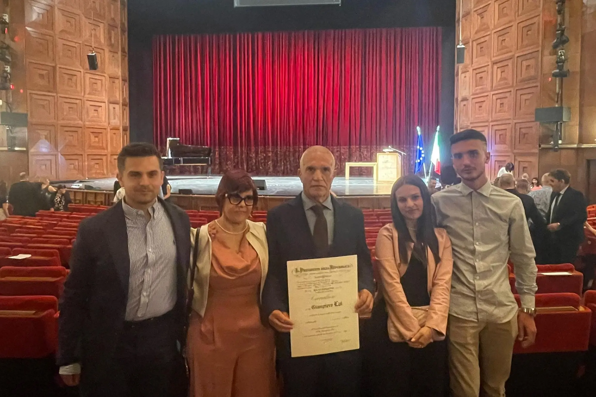 Giampiero Lai con l'onorificenza