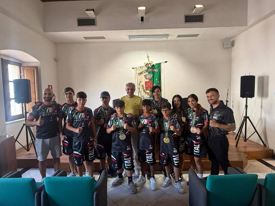 Quartu, collezione di medaglie per i campioni di Muay thai e i complimenti del sindaco Milia
