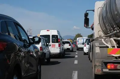 File di auto sulla Statale 554