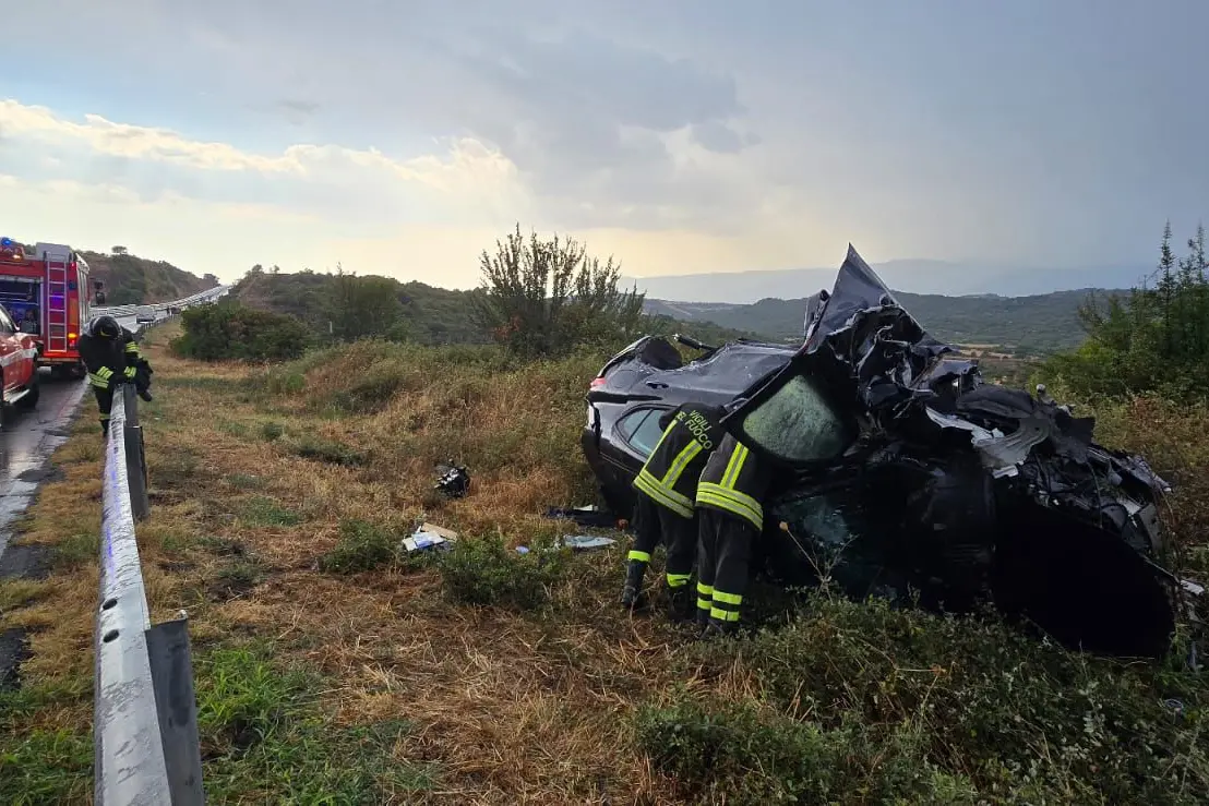 L'incidente (foto vigili del fuoco)