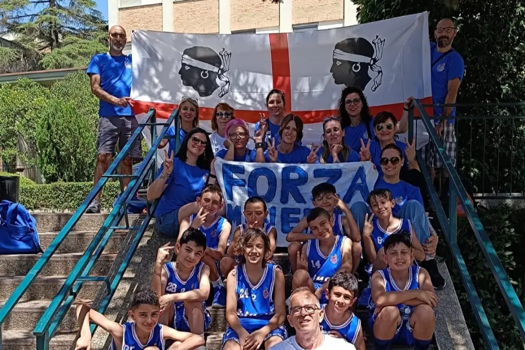 La Scuola Basket Carbonia a Matera (foto concessa)