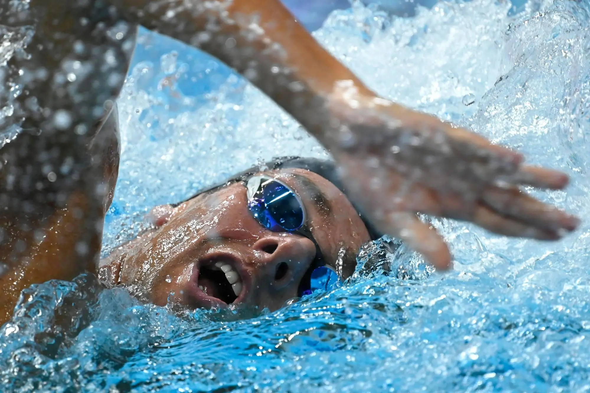 epa10033781 Gregorio Paltrinieri of Italy on his way to win the men’s 1500m freestyle final of the 19th FINA World Championships in Duna Arena in Budapest, Hungary, 25 June 2022. EPA/Tamas Kovacs HUNGARY OUT