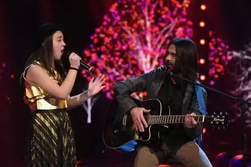 Elsa Cherchi con il padre Stefano a \"Standing Ovation\" (foto Simone Farris)