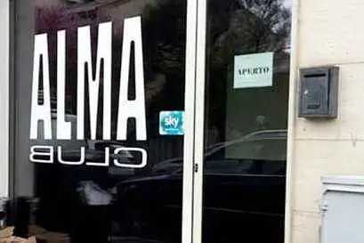 L'ingresso del club