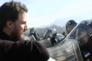 Il faccia a faccia tra il manifestante e il carabiniere di Oristano oggetto degl insulti