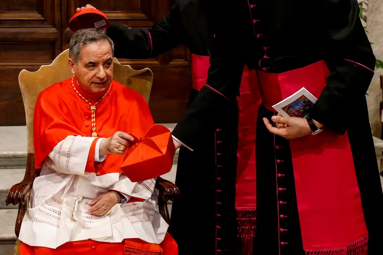 Il cardinale Angelo Becciu (Ansa)