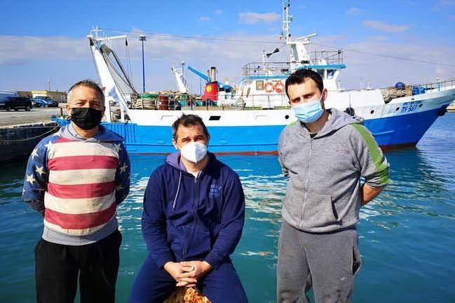 Peschereccio sequestrato 108 giorni in Libia, riprende il largo in Sardegna