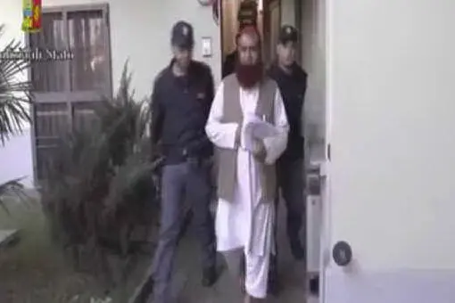 L'imam di Bergamo Zulkifal dopo l'arresto