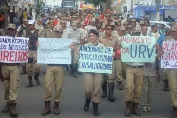 La policia di Bahia in sciopero