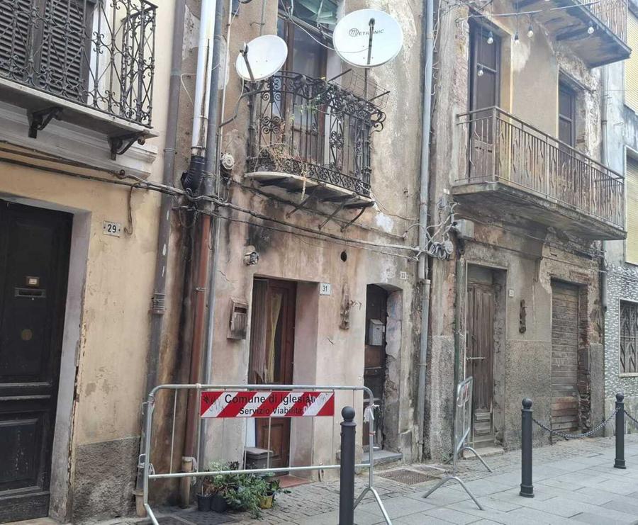 Calcinacci e degrado nel centro storico