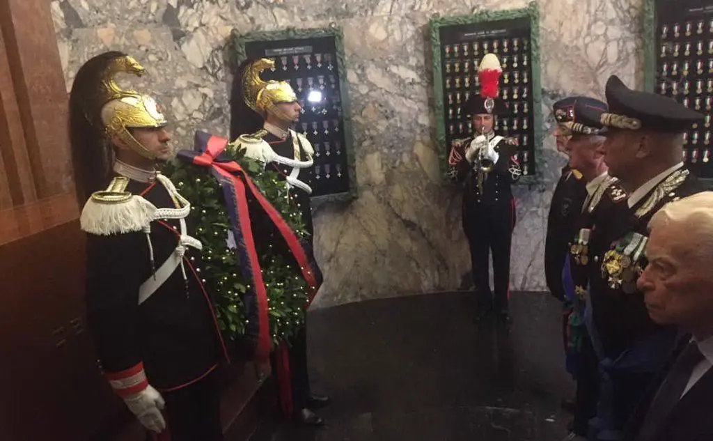 Il comandante generale Del Sette omaggia i Caduti al Museo Storico dell’Arma