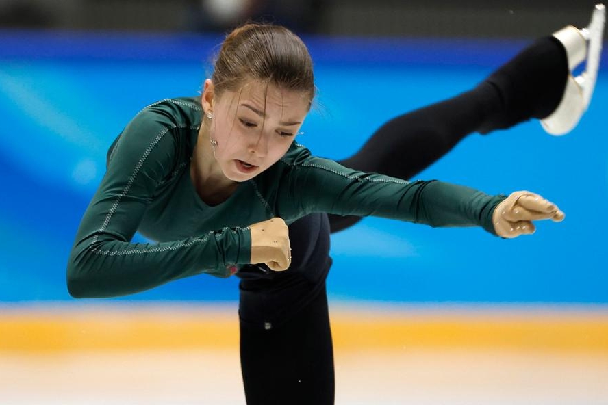 Pechino, via libera del Tas: la pattinatrice russa Valieva può gareggiare