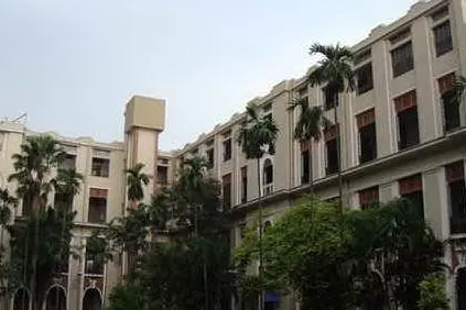 Il Nilratan Sircar Medical College