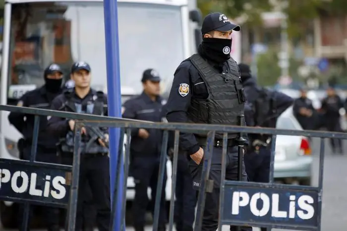 Polizia turca, immagine simbolo (Ansa)