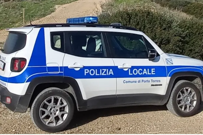 Polizia locale di Porto Torres (foto Pala)