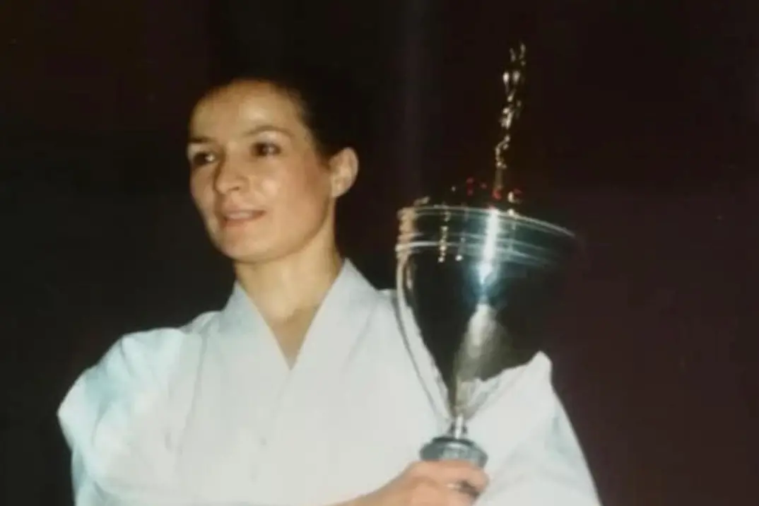 Assunta Cabiddu durante una premiazione di diversi anni fa (foto concessa)