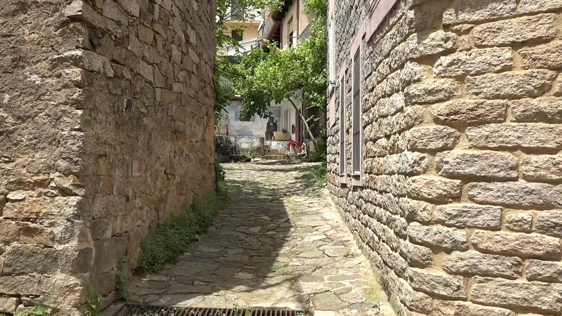 https://immagini.unionesarda.it/version/c:ZTU2ODI2OTItNzBmZC00:NWNjZmZhOWUtMTMyNy00/image.webp?f=16:9