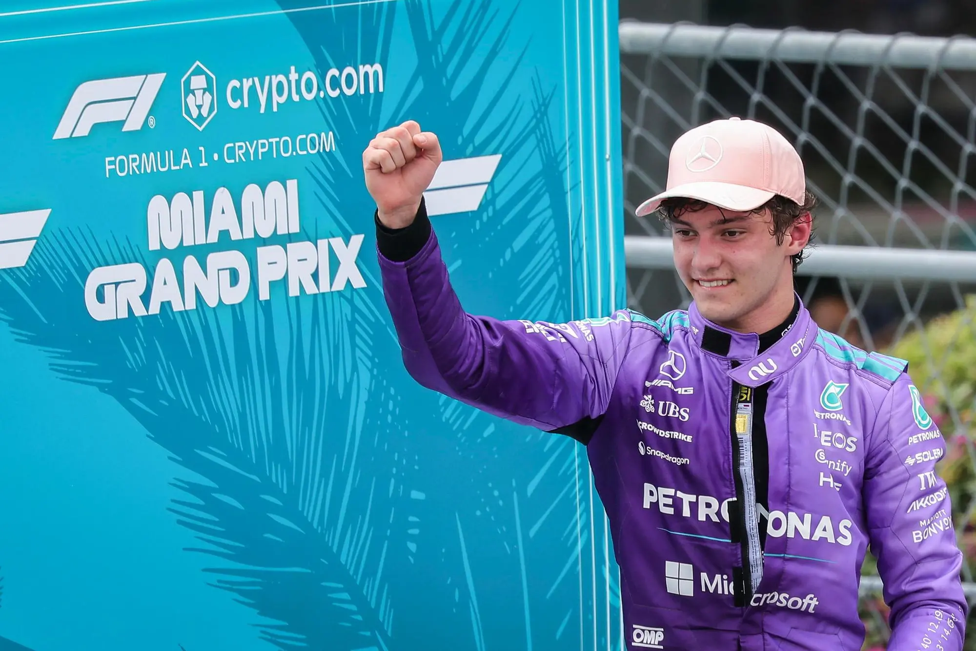 epa12930787 Mercedes driver Andrea Kimi Antonelli of Italy salutes as he arrives to the podium following the Formula 1 Miami Grand Prix at the Miami International Autodrome in Miami Gardens, Florida, USA, 03 May 2026. EPA/CRISTOBAL HERRERA-ULASHKEVICH