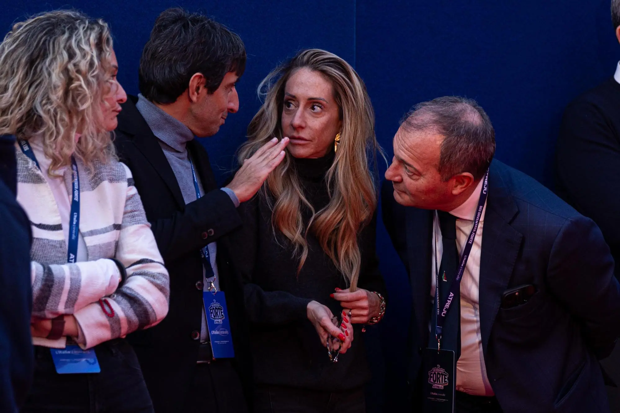 Giovanni Donzelli e Arianna Meloni durante la inaugurazione di Atreju, la kermesse di FdI che si svolge fino a domenica 14 dicembre nei giardini di Castel Sant'Angelo, Roma (ANSA/MASSIMO BARSOUM)