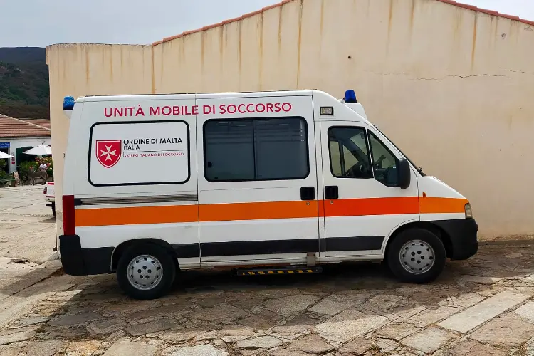 Presidio medico all'Asinara (foto Pala)