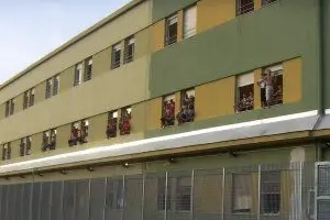 Il centro di accoglienza di Elmas