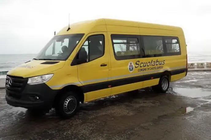 Il nuovo scuolabus (foto concessa)