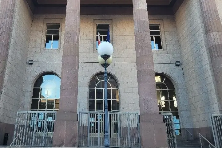 Il tribunale di Sassari  (foto Floris)