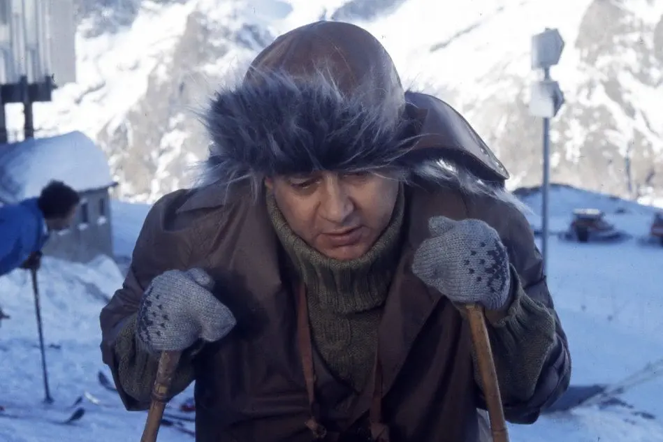 Paolo Villaggio nei panni di Fantozzi