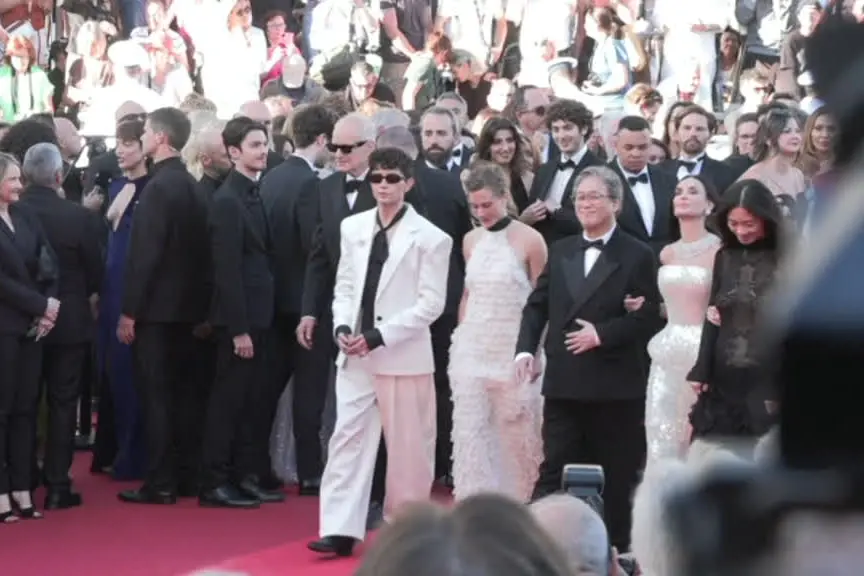 Da Jane Fonda a Peter Jackson, le star sul primo red carpet di Cannes