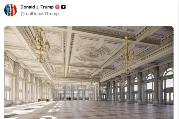 La foto della sala da ballo pubblicata da Trump