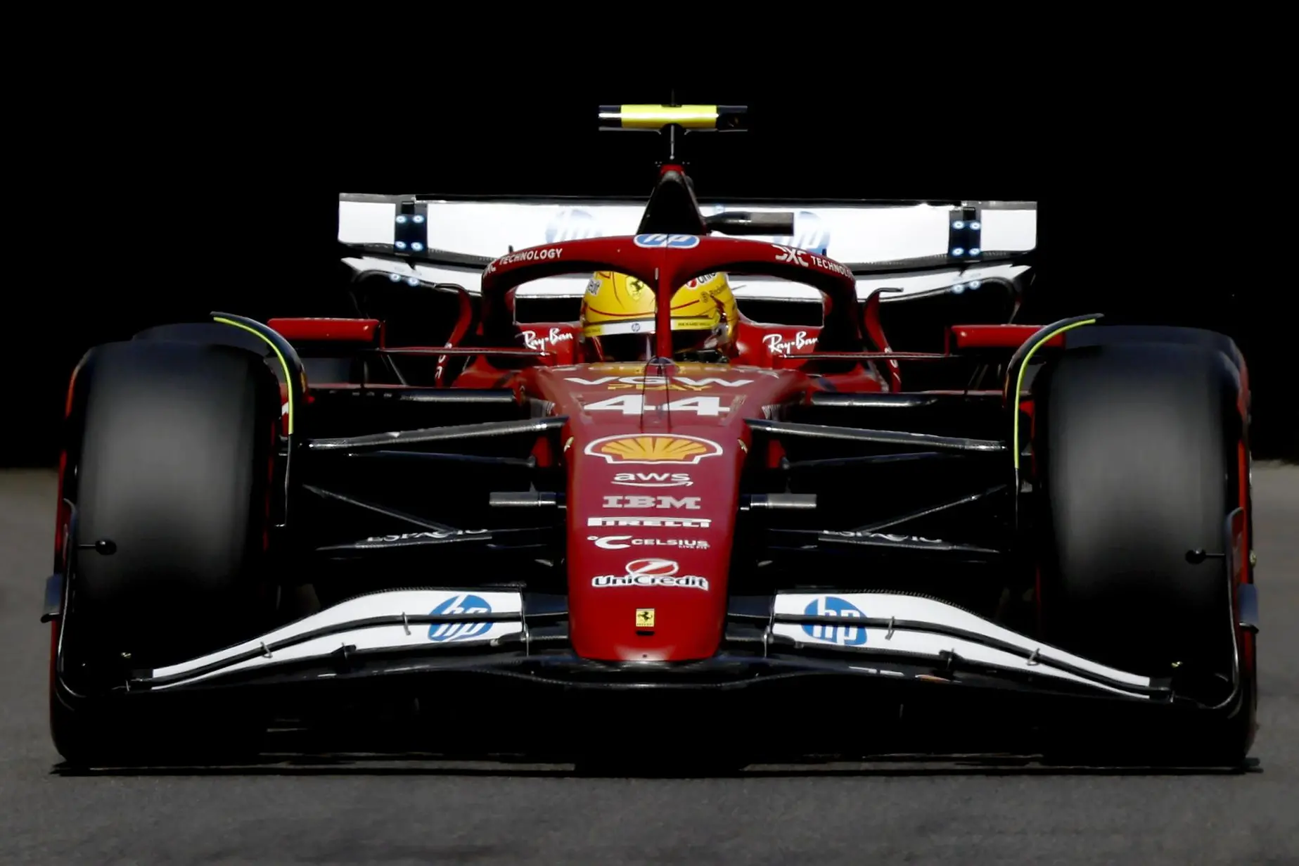 Lewis Hamilton nelle qualifiche del Gran Premio di Monaco di Formula 1 (foto Ansa)