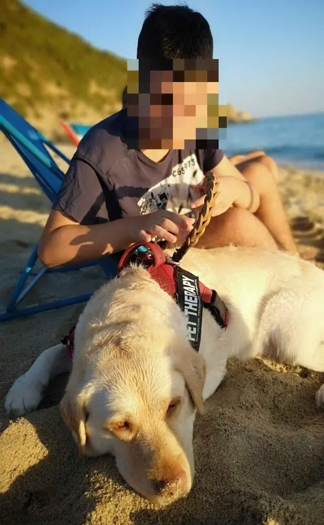 Antonio con la sua &quot;sorellina pelosa&quot; da Solanas, Sinnai