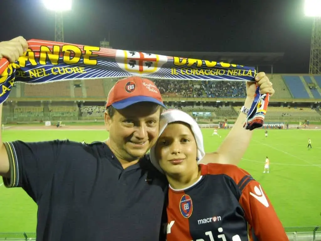 Paolo Migani allo stadio con il figlio