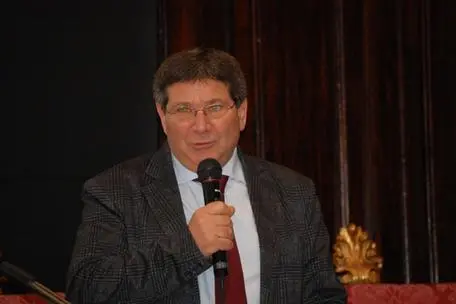 Il rettore dell'Università di Cagliari, Francesco Mola (foto Ansa)