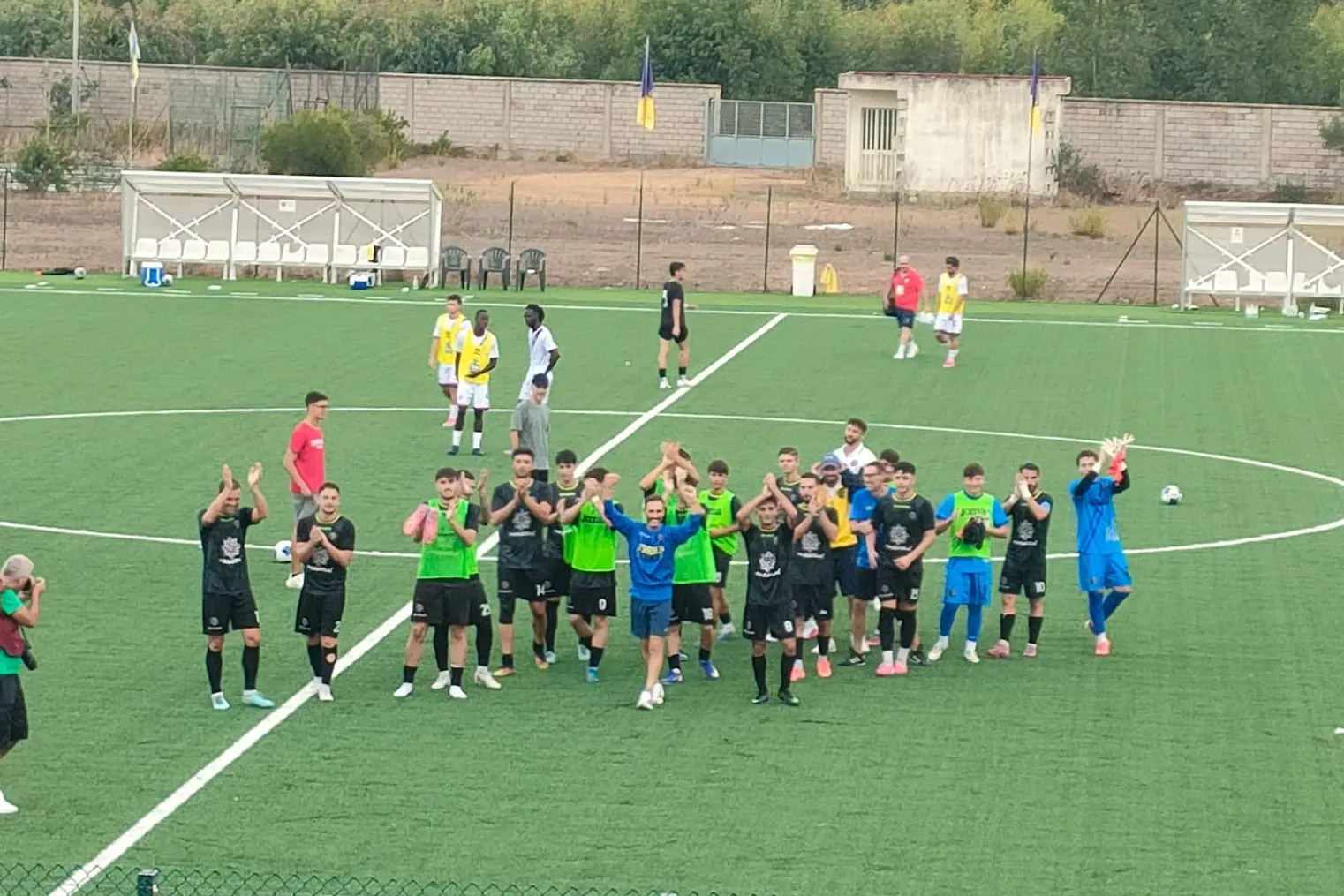 Il Terralba F- Bellu festeggia la vittoria contro il Tortolì (foto di Giacomo Pala)