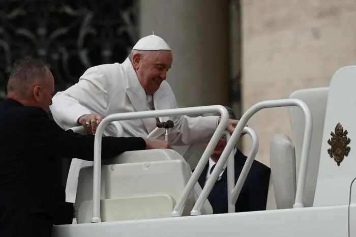 Papa Francesco (Ansa)