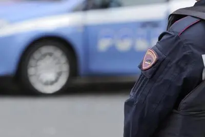 Polizia (foto Ansa)