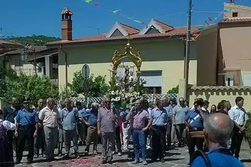 La processione de "Sa Gloriosa" a Masullas