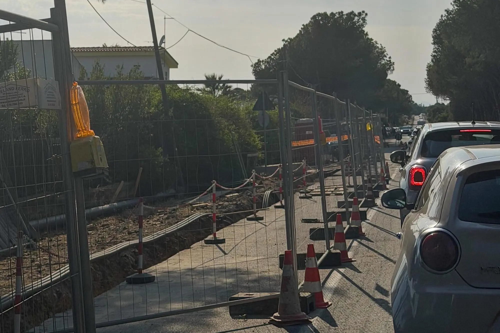 Cantiere e traffico sul litorale (foro Federica Lai)
